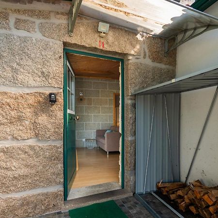 Casa Rustica T2 Com Salamandra E Cozinha - Seia - Serra Da Estrela - Casa Do Loureiro II Dış mekan fotoğraf