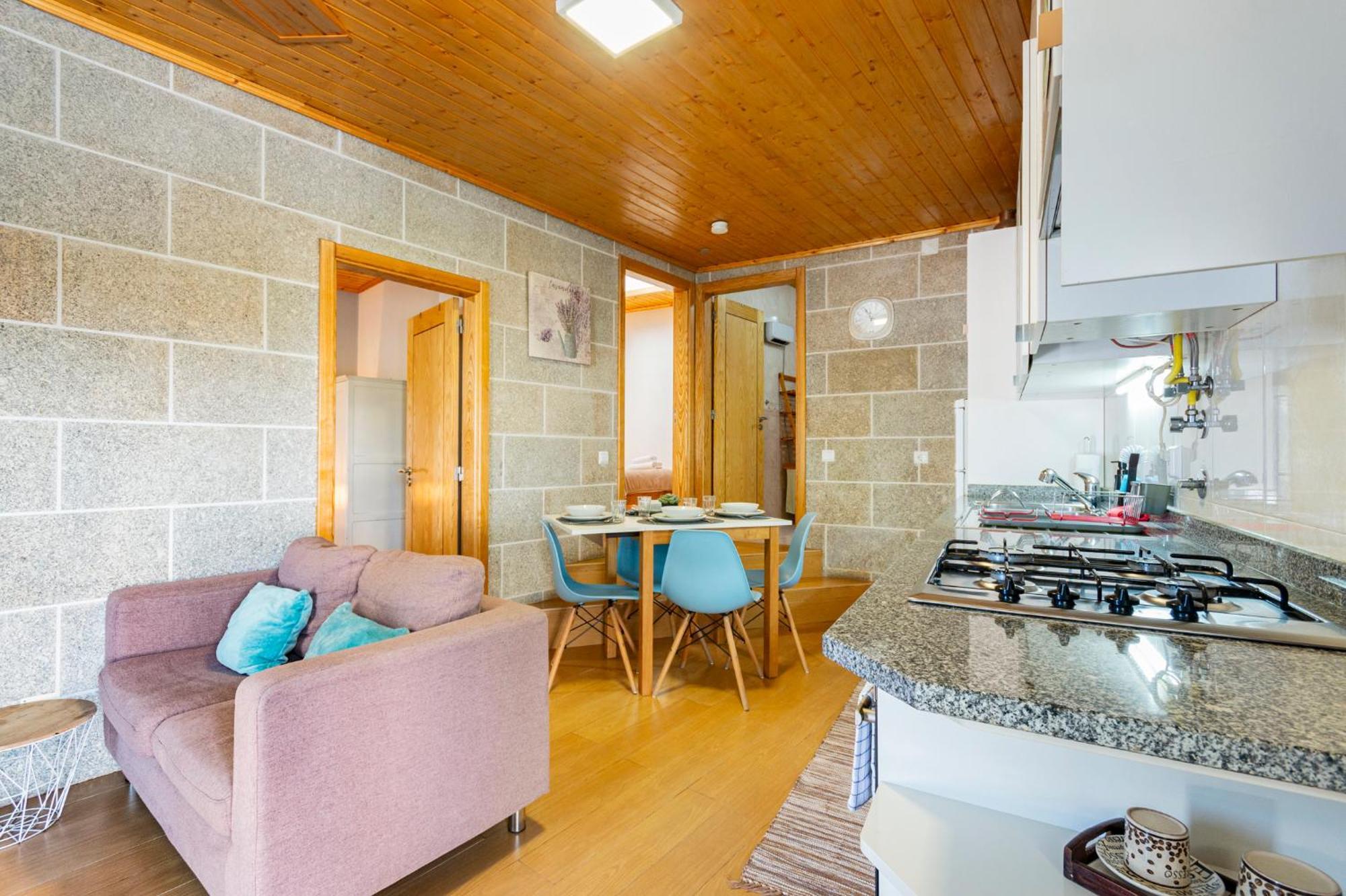 Casa Rustica T2 Com Salamandra E Cozinha - Seia - Serra Da Estrela - Casa Do Loureiro II Dış mekan fotoğraf